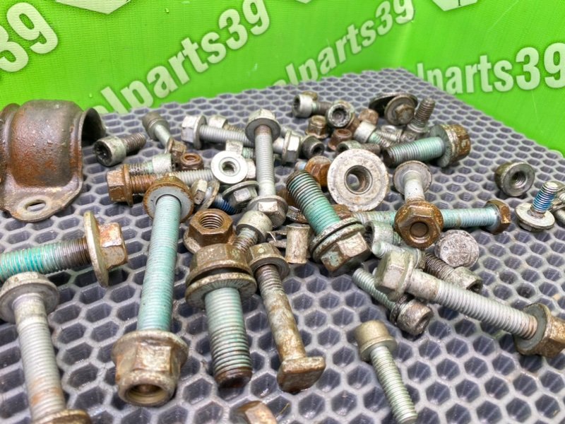 Болты подвески, 2200 рублей, Калининград