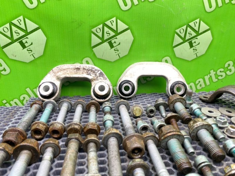 Болты подвески, 2000 рублей, Калининград