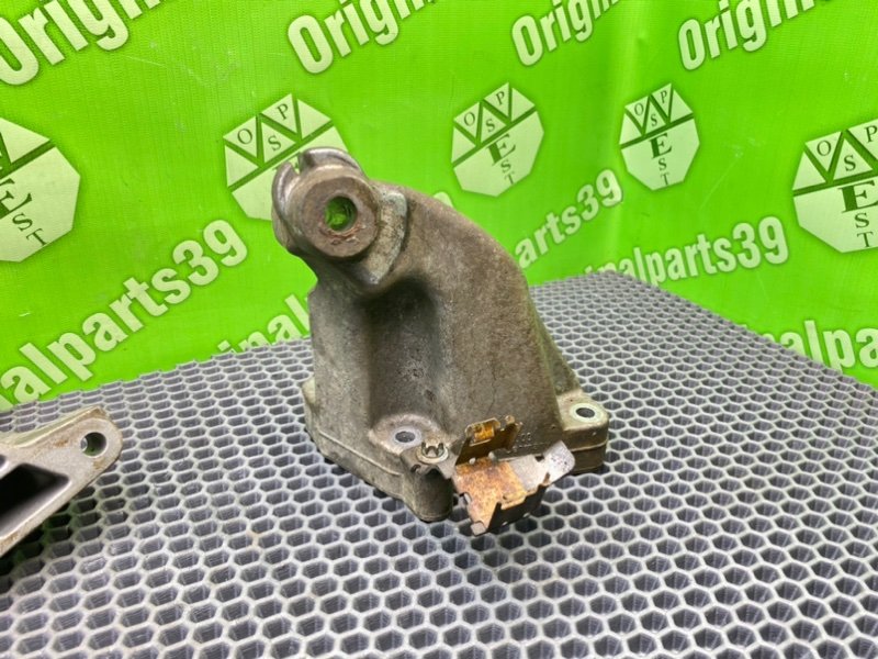 Лапы двс, 2500 рублей, Калининград