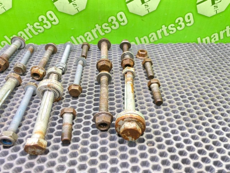 Болты подвески, 2200 рублей, Калининград