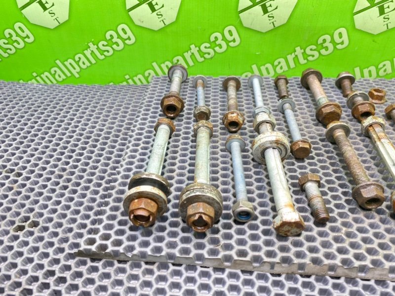 Болты подвески, 2200 рублей, Калининград