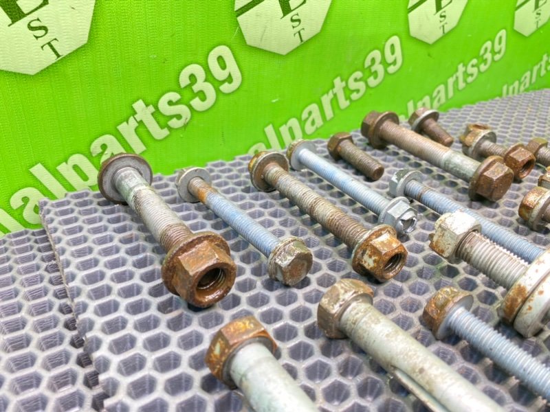 Болты подвески, 2200 рублей, Калининград