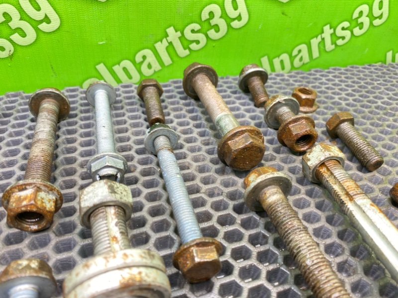 Болты подвески, 2200 рублей, Калининград
