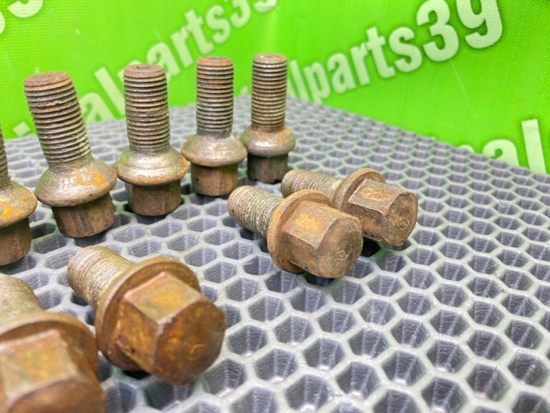 Колесные болты, 2700 рублей, Тверь