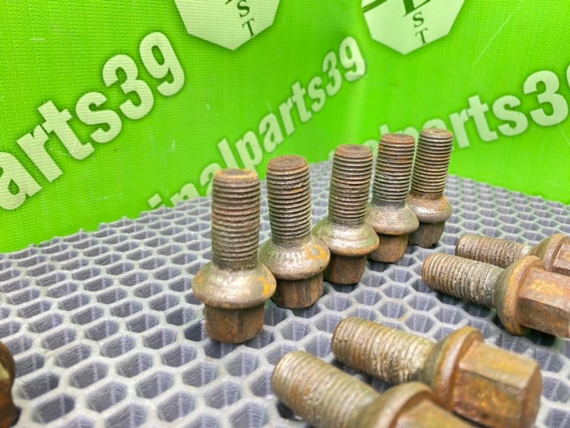 Колесные болты, 2700 рублей, Тверь