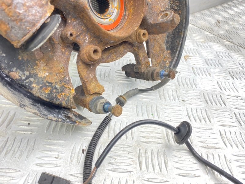 Поворотный кулак, 3100 рублей, Калининград