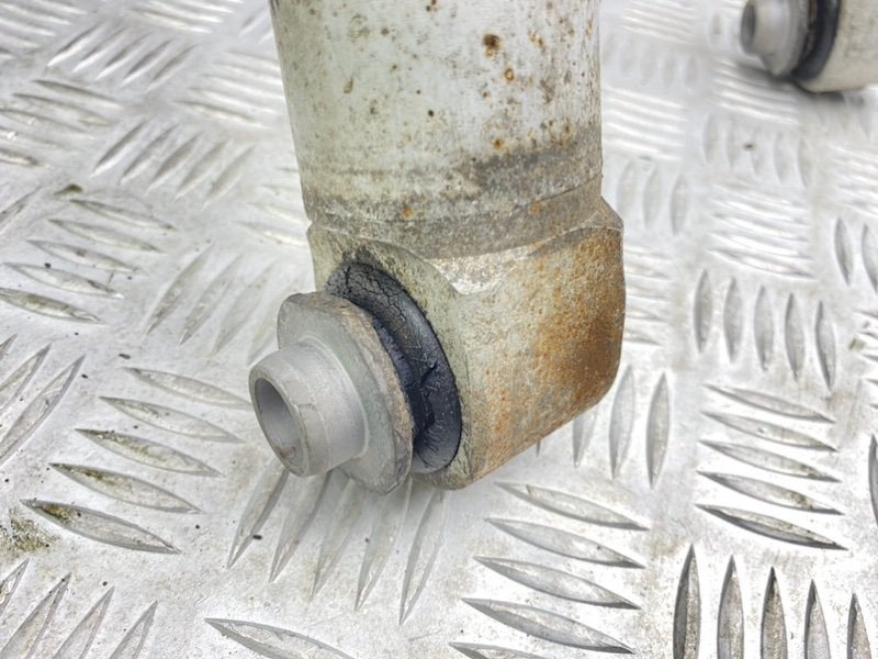 Амортизаторы, 2400 рублей, Калининград