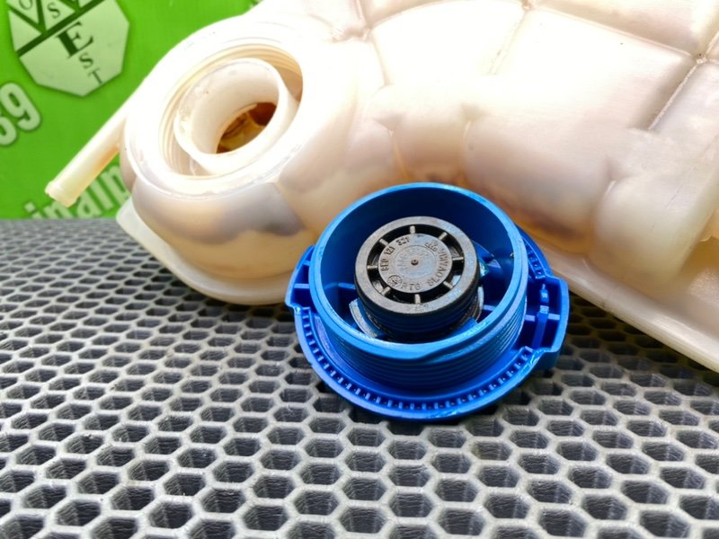 Бачок расширительный, 2100 рублей, Калининград