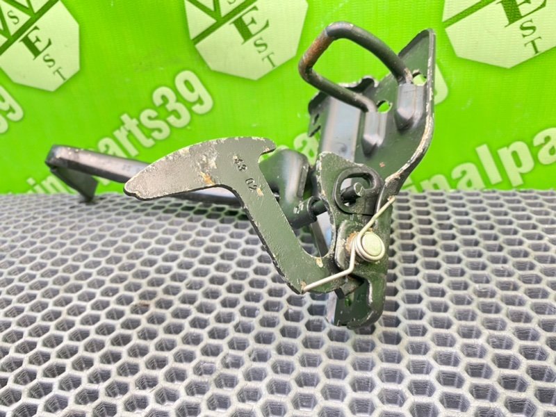 Крюк замка капота, 900 рублей, Калининград