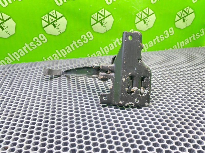 Крюк замка капота, 900 рублей, Калининград