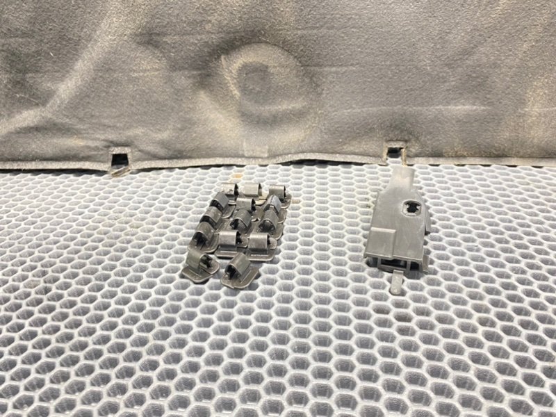 Обшивка капота, 4100 рублей, Калининград