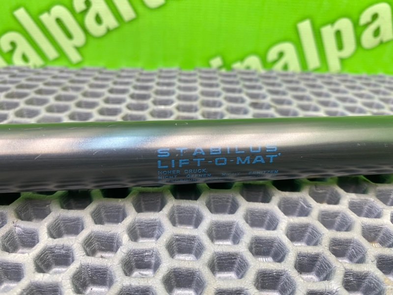 Амортизатор капота, 800 рублей, Калининград