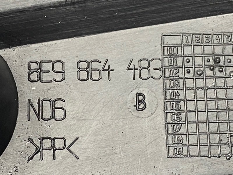 Накладка замка багажника, 1200 рублей, Калининград