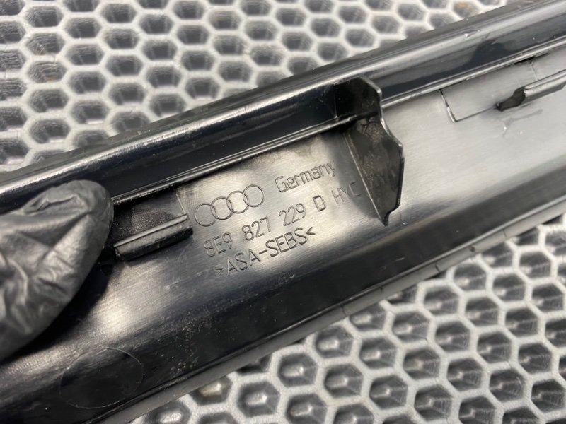 Накладка крышки багажника, 1300 рублей, Калининград