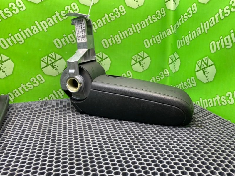 Подлокотник, 2100 рублей, Калининград