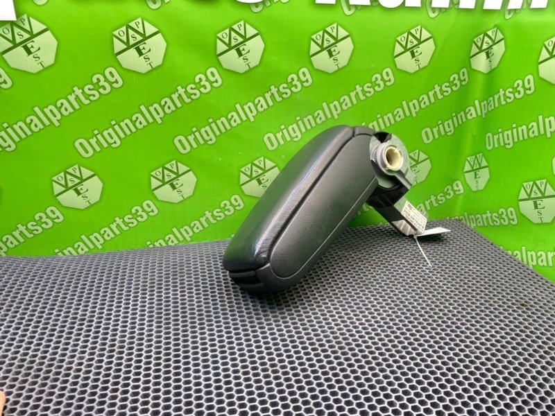 Подлокотник, 2100 рублей, Калининград