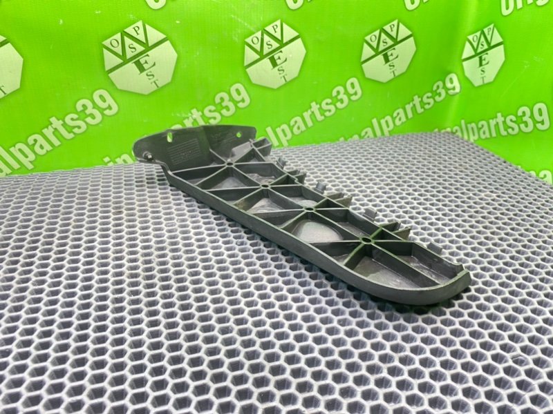 Кронштейн бампера, 800 рублей, Калининград