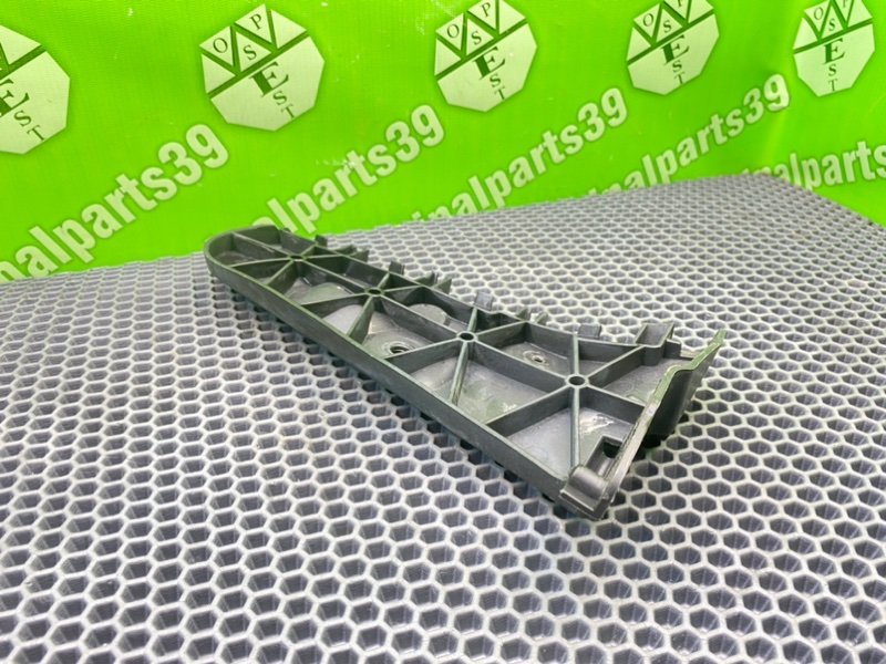 Кронштейн бампера, 800 рублей, Калининград