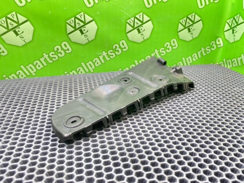 Кронштейн бампера, 800 рублей, Калининград