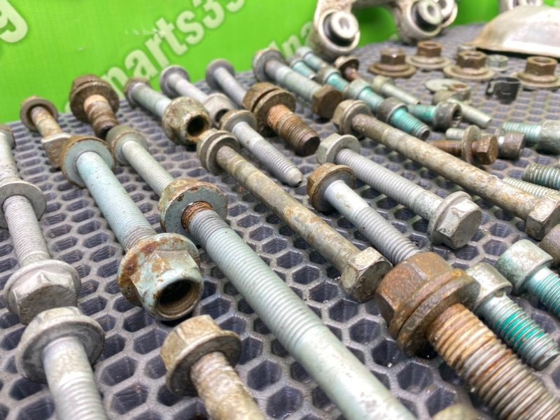 Болты подрамника, 2100 рублей, Калининград