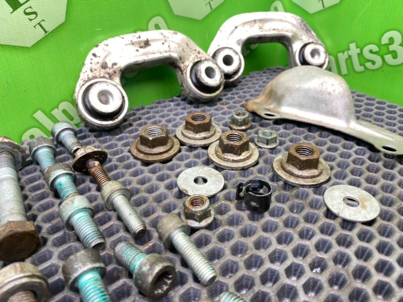 Болты подрамника, 2100 рублей, Калининград