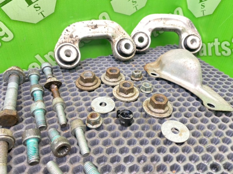 Болты подрамника, 2100 рублей, Калининград