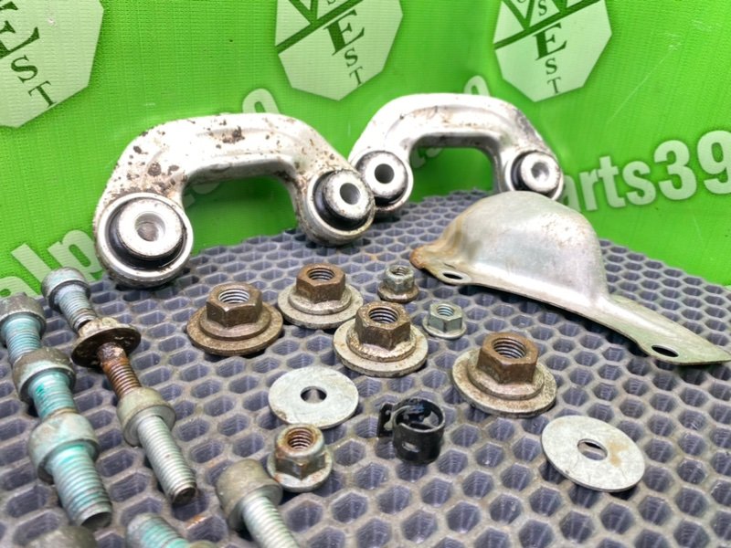 Болты подрамника, 2100 рублей, Калининград