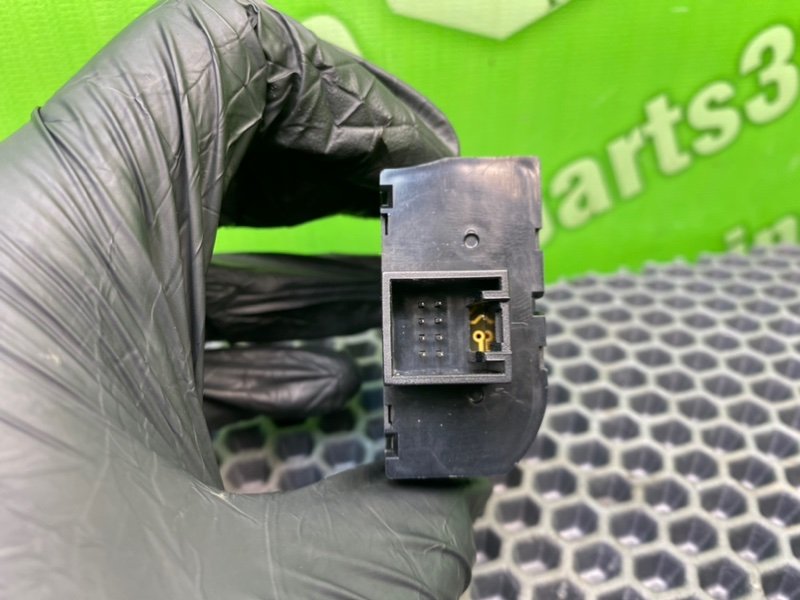 Кнопка, 1000 рублей, Калининград