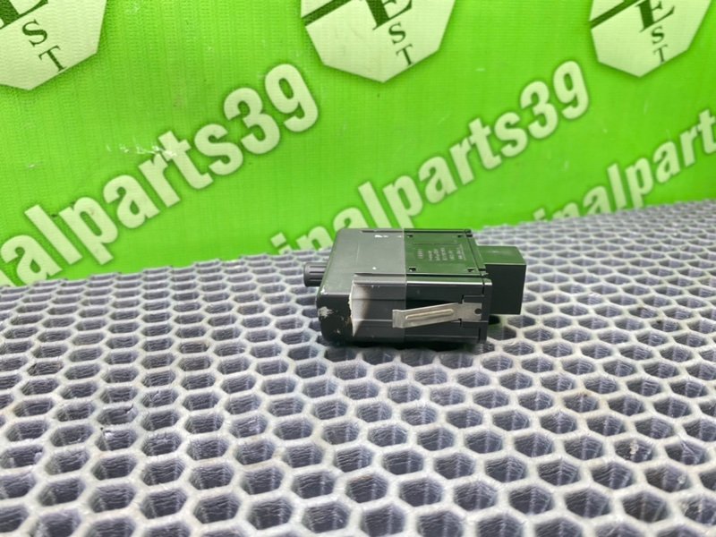 Кнопка, 1000 рублей, Калининград