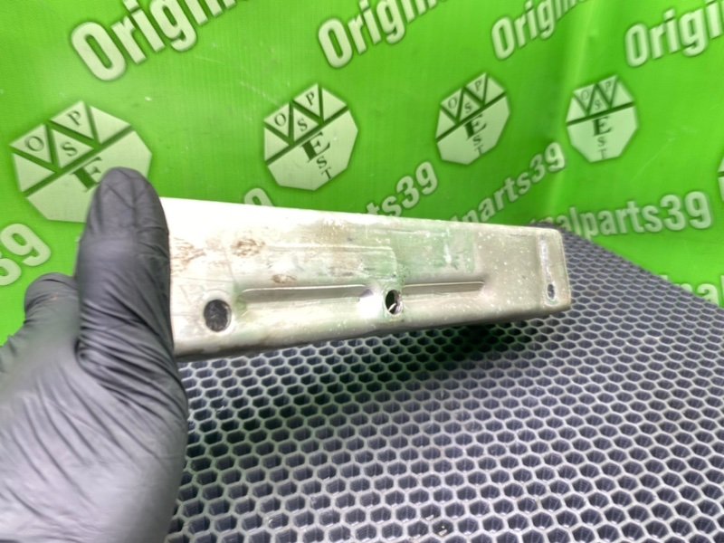 Кронштейн усилителя бампера, 1000 рублей, Калининград