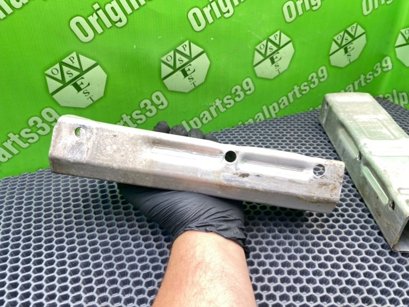 Кронштейн усилителя бампера, 1000 рублей, Калининград