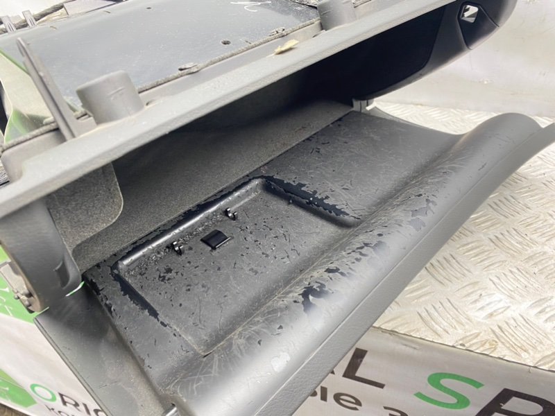 Бардачок, 7100 рублей, Калининград