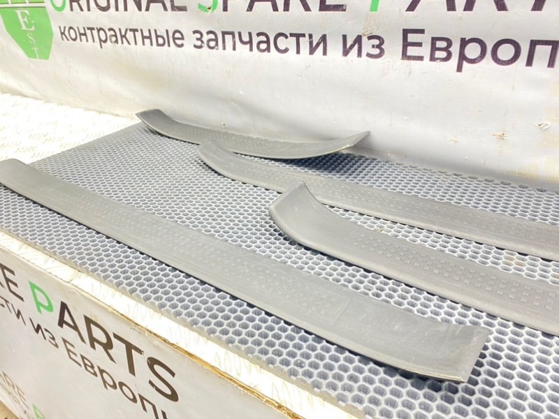 Накладки порогов, 2100 рублей, Калининград