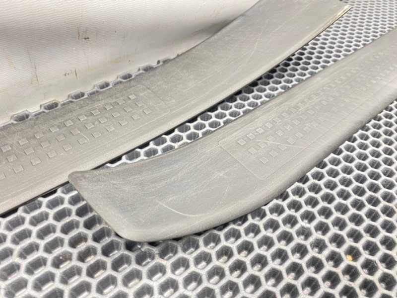 Накладки порогов, 2100 рублей, Калининград