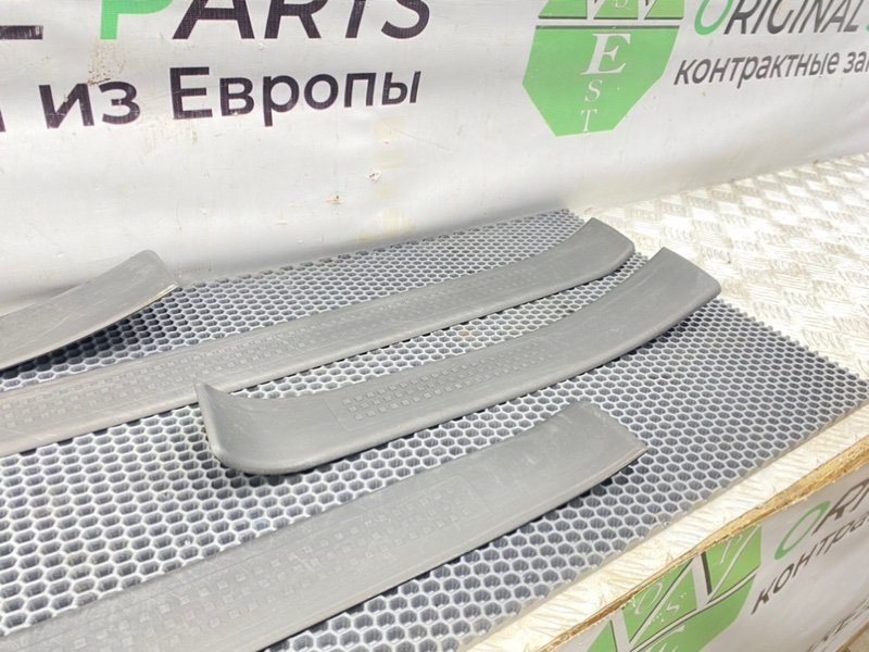 Накладки порогов, 2100 рублей, Калининград