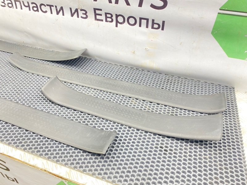 Накладки порогов, 2100 рублей, Калининград