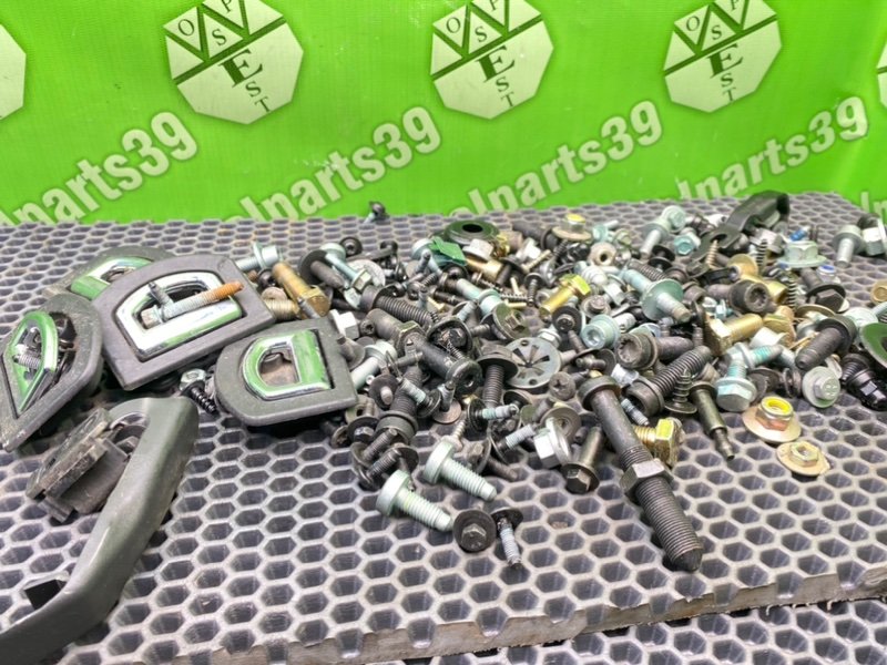 Болты салона, 2200 рублей, Калининград