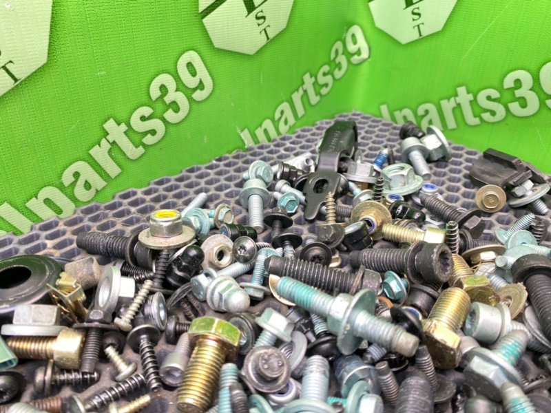 Болты салона, 2200 рублей, Калининград