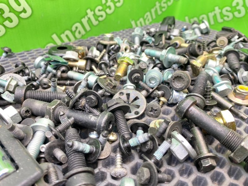 Болты салона, 2200 рублей, Калининград