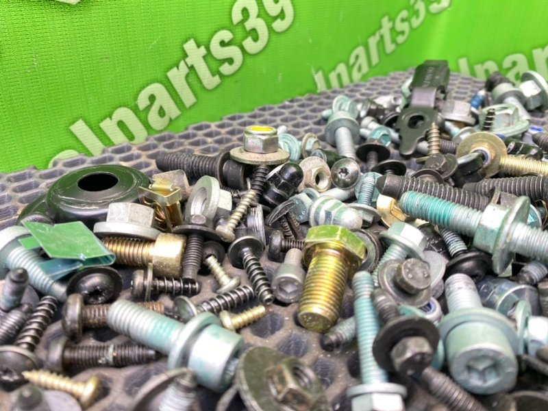 Болты салона, 2200 рублей, Калининград