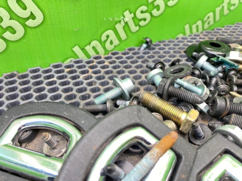 Болты салона, 2200 рублей, Калининград