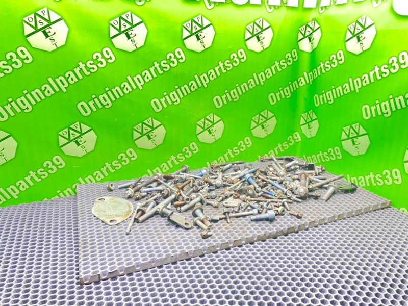 Болты двигателя, 2300 рублей, Калининград