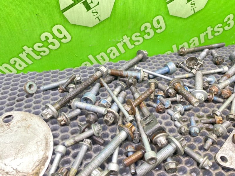 Болты двигателя, 2300 рублей, Калининград