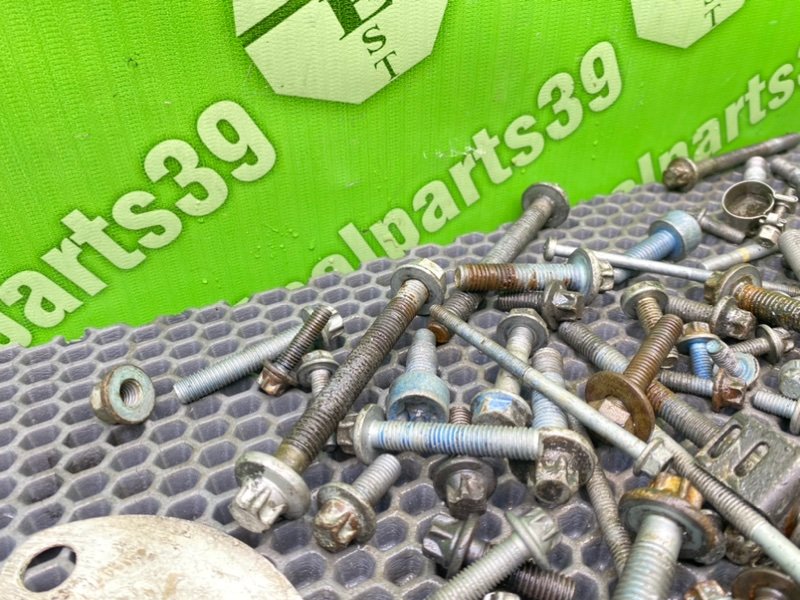 Болты двигателя, 2300 рублей, Калининград