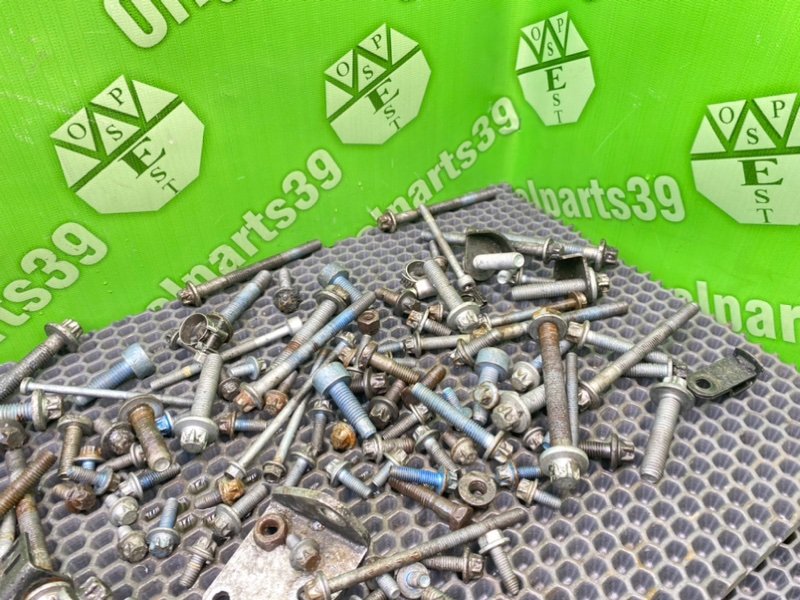 Болты двигателя, 2300 рублей, Калининград