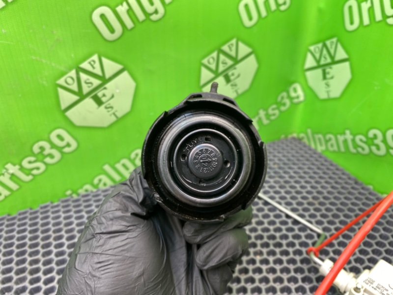 Лючок бензобака, 1400 рублей, Калининград