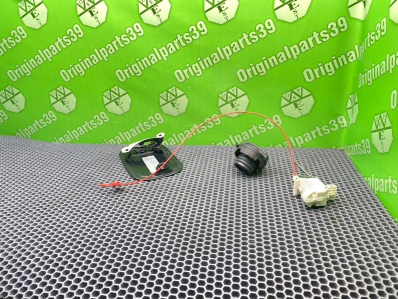 Лючок бензобака, 1400 рублей, Калининград