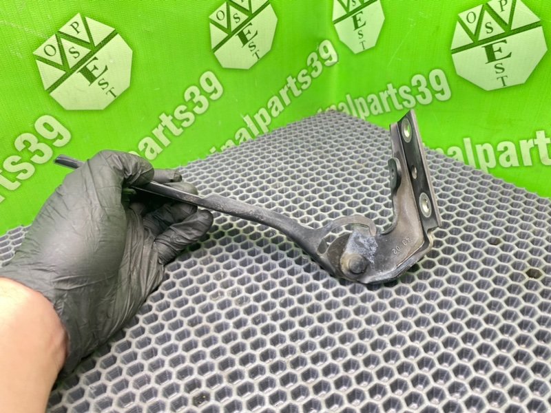 Петли капота, 800 рублей, Калининград