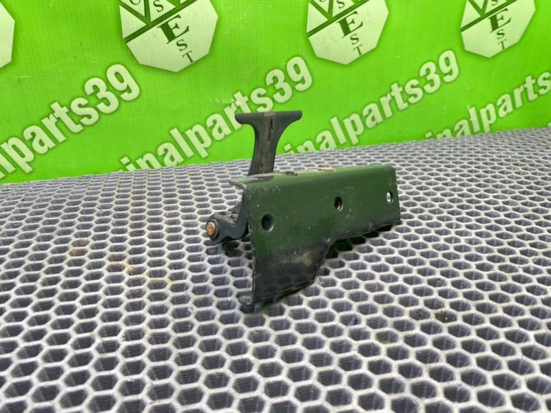 Крюк замка капота, 1000 рублей, Калининград