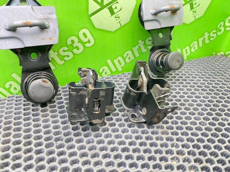 Замок капота, 1900 рублей, Калининград